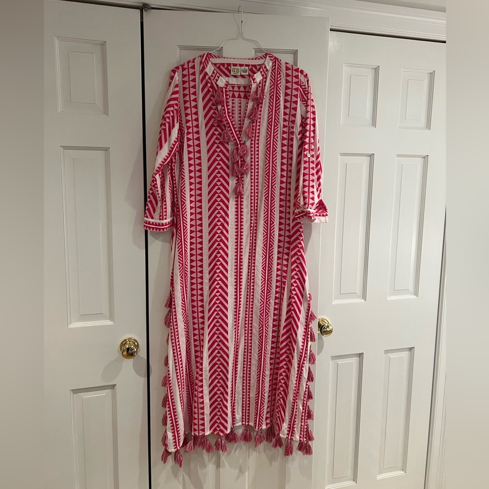 Pink and white tassel caftan